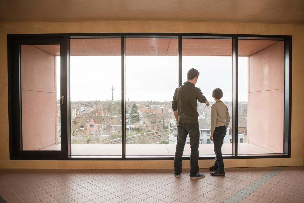 Hostel Groeninghe Kortrijk Eksteriør billede