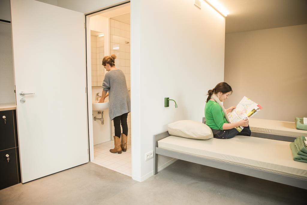 Hostel Groeninghe Kortrijk Værelse billede